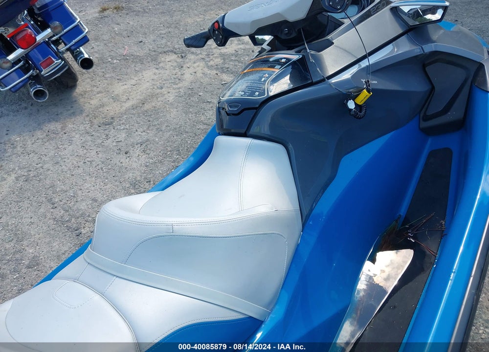 2019 BOMBARDIER SEADOO GSX VIN: YDV29597F919