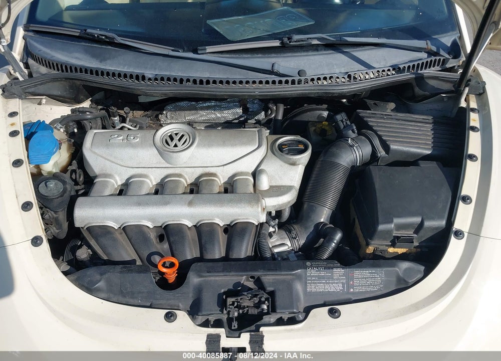 2008 VOLKSWAGEN NEW BEETLE S/SE VIN: 3VWRG31C78M508985