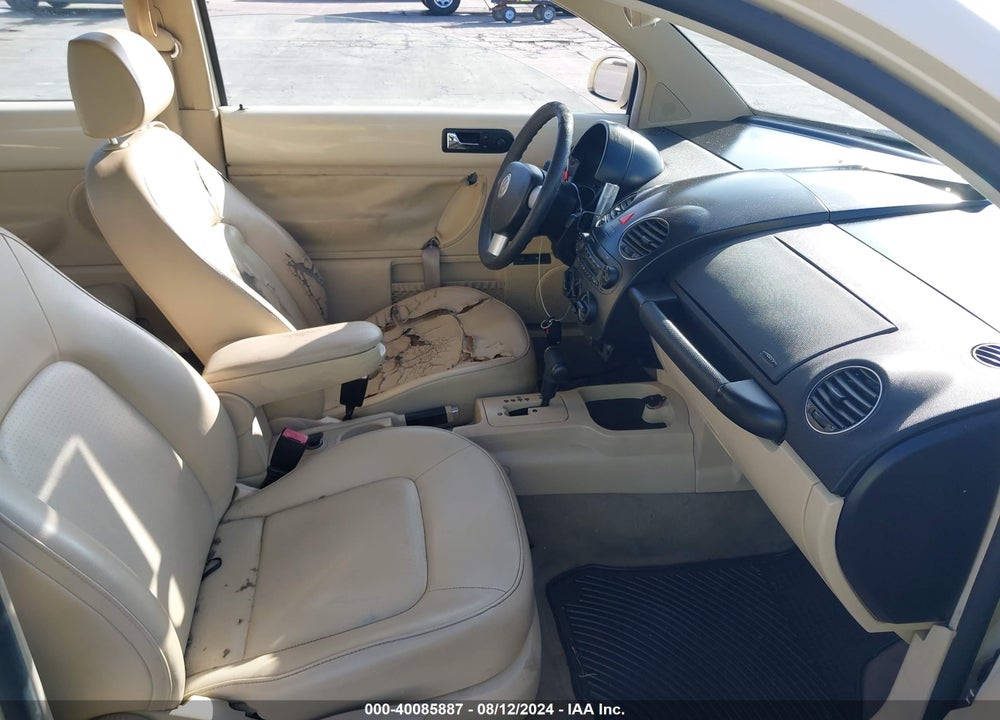 2008 VOLKSWAGEN NEW BEETLE S/SE VIN: 3VWRG31C78M508985
