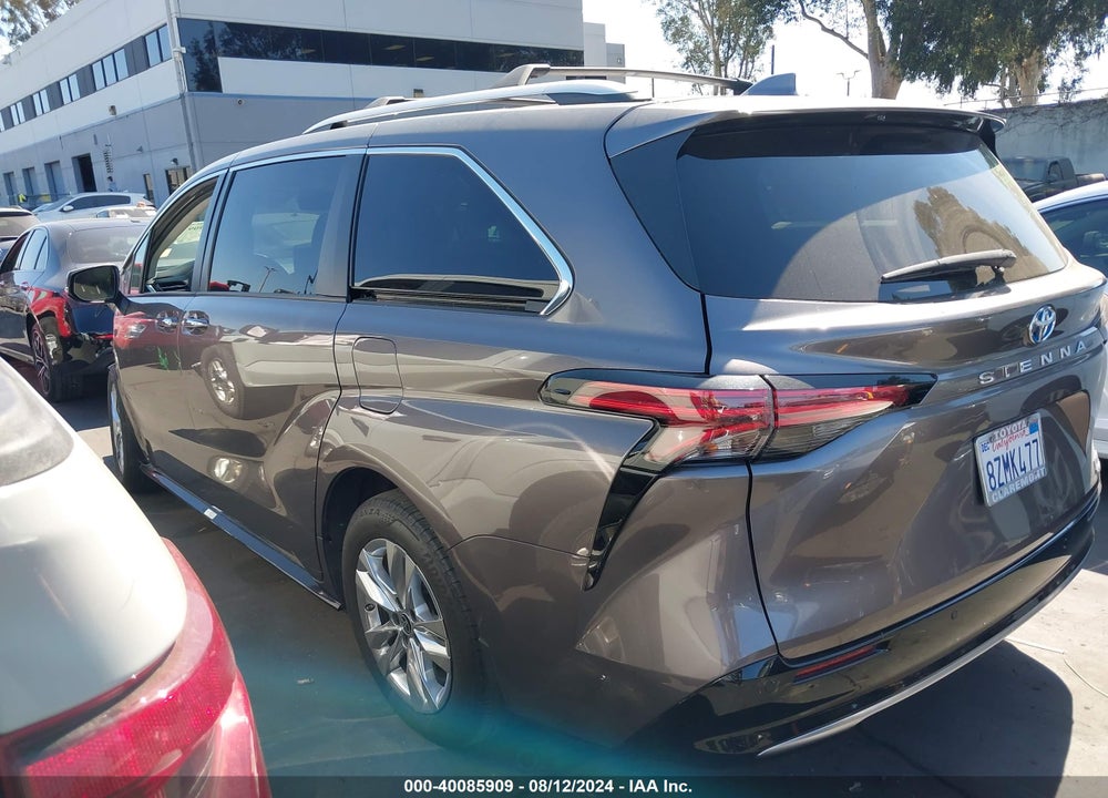 2022 TOYOTA SIENNA LIMITED/PLATINUM VIN: 5TDZRKEC6NS096927