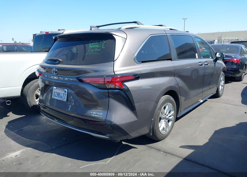 2022 TOYOTA SIENNA LIMITED/PLATINUM VIN: 5TDZRKEC6NS096927
