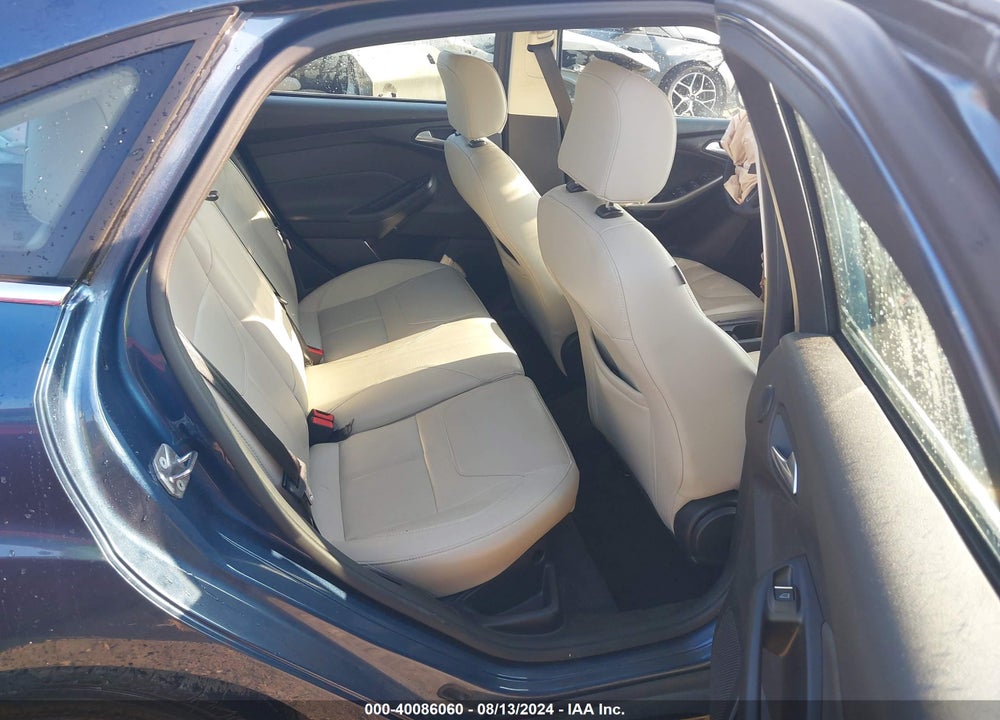 2018 FORD FOCUS TITANIUM VIN: 1FADP3J23JL280923