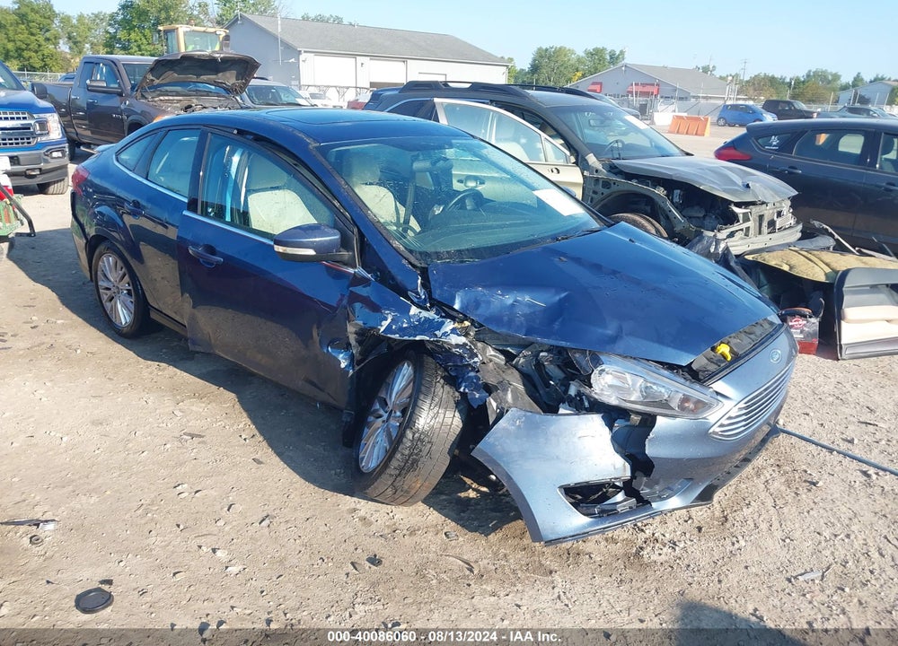 2018 FORD FOCUS TITANIUM VIN: 1FADP3J23JL280923