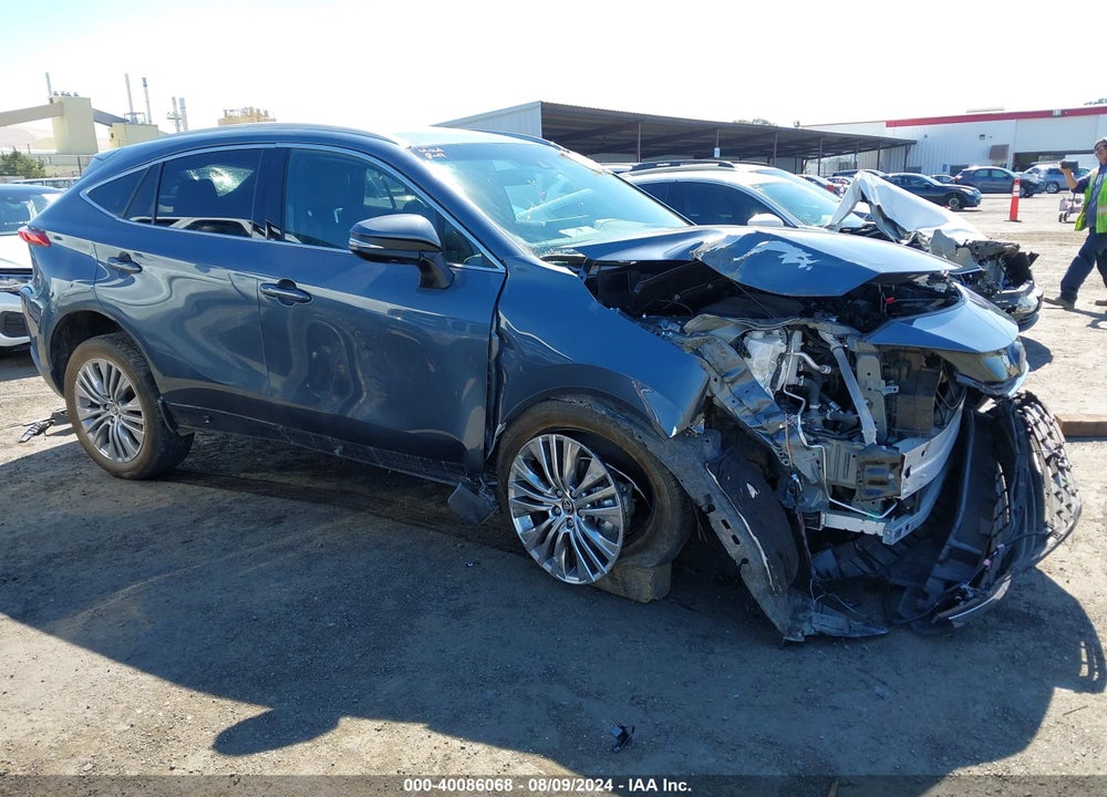 2023 TOYOTA VENZA LIMITED VIN: JTEAAAAH6PJ137147