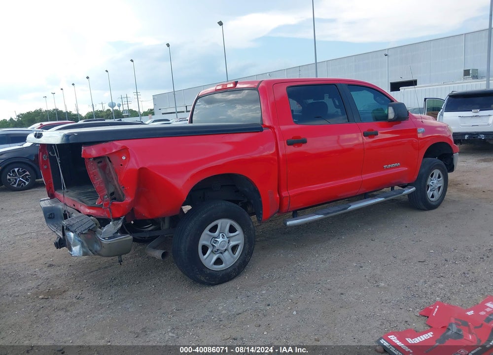 2011 TOYOTA TUNDRA GRADE 5.7L V8 VIN: 5TFEY5F10BX110794