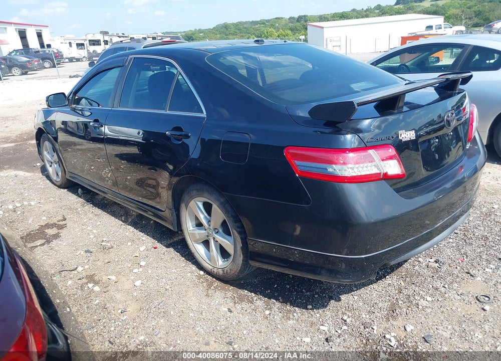 2011 TOYOTA CAMRY SE VIN: 4T1BF3EKXBU742304