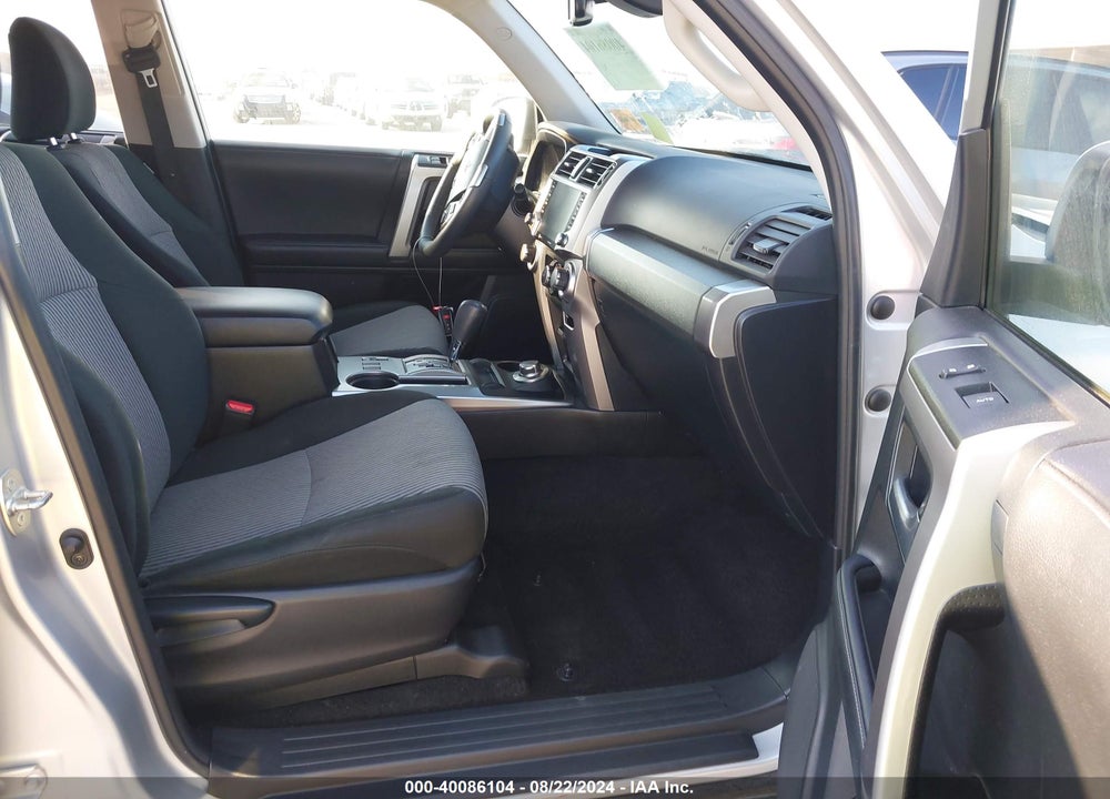 2022 TOYOTA 4RUNNER SR5 VIN: JTEMU5JRXN5980990