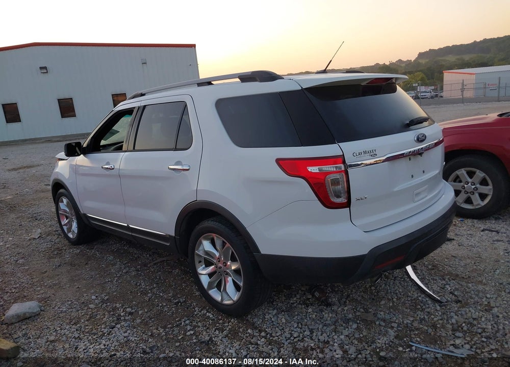 2015 FORD EXPLORER XLT VIN: 1FM5K8D80FGA38676