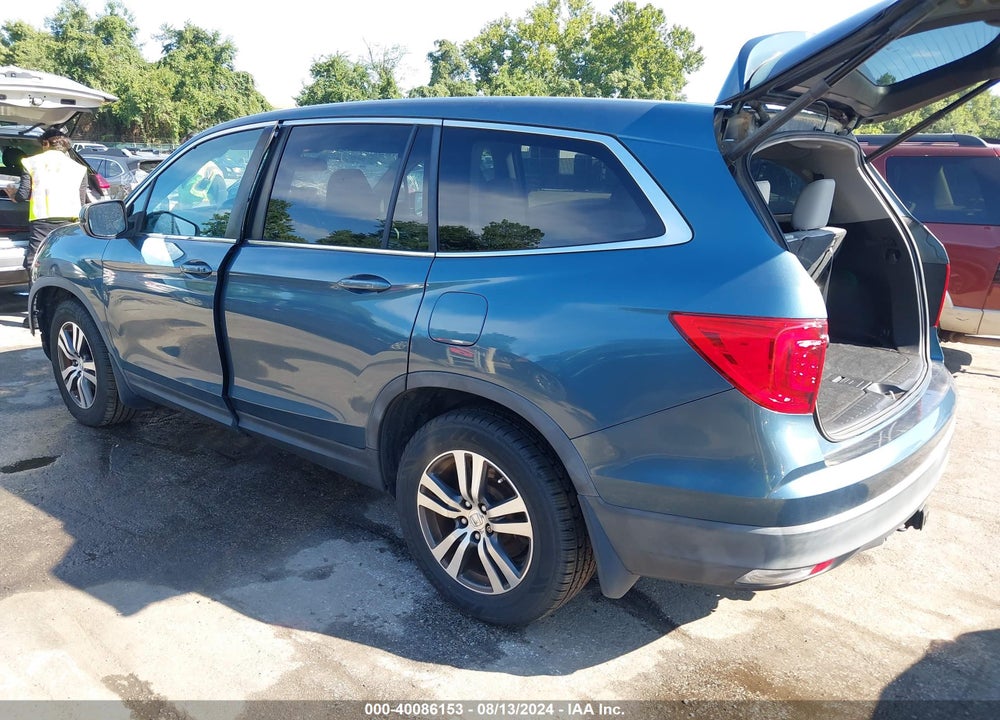 2016 HONDA PILOT VIN: 5FNYF6H85GB015152