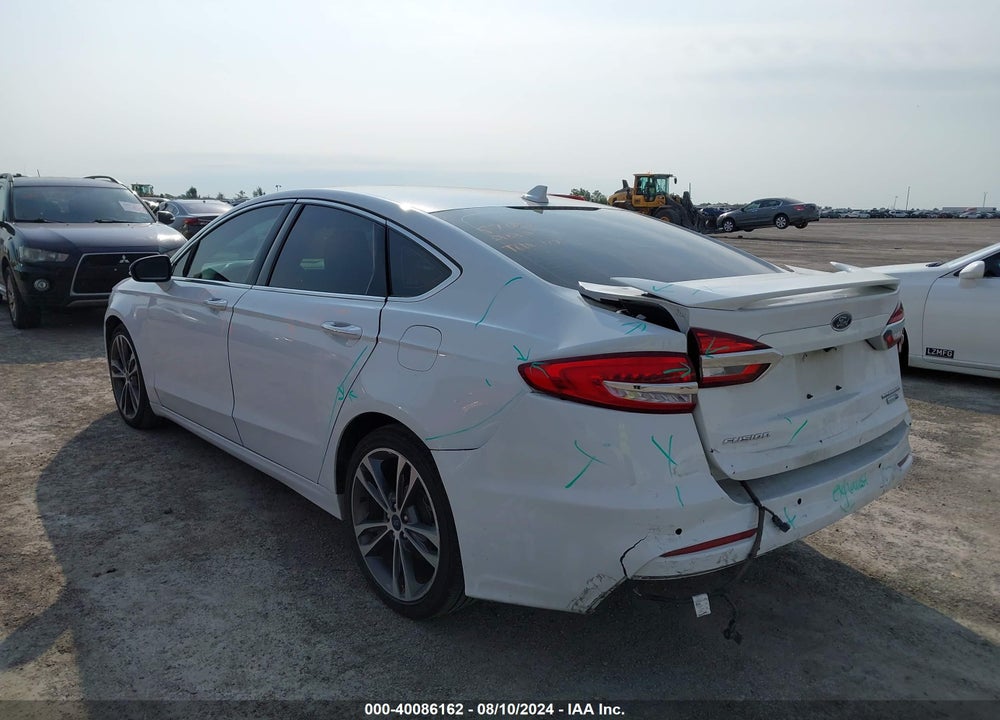 2019 FORD FUSION TITANIUM VIN: 3FA6P0D98KR118403