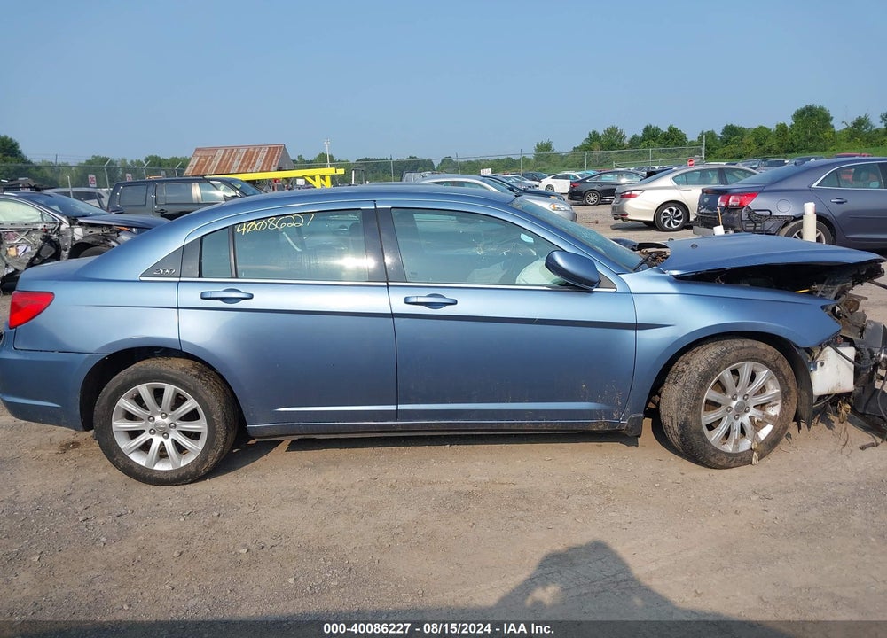 2011 CHRYSLER 200 TOURING VIN: 1C3BC1FGXBN555655