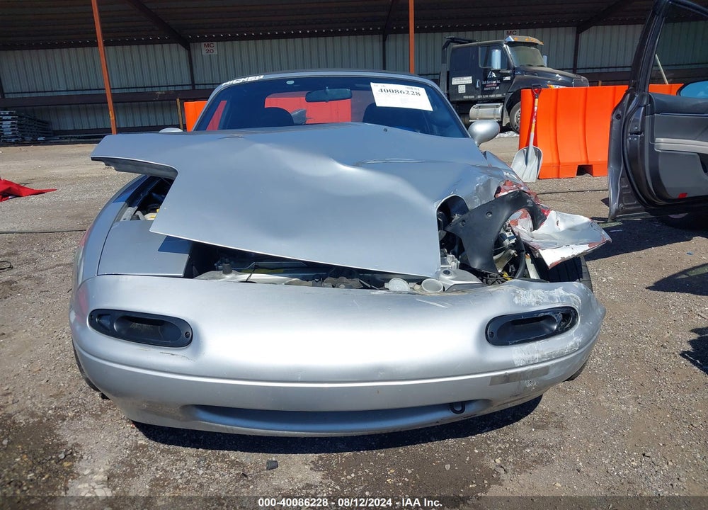 1992 MAZDA MX-5 MIATA VIN: JM1NA3512N0308851