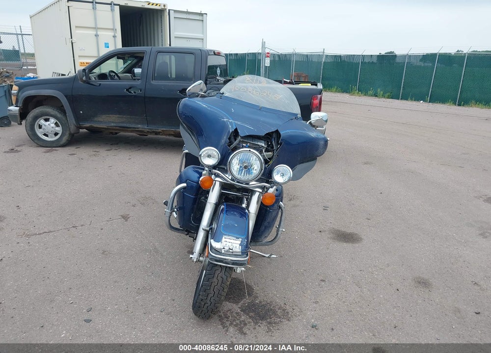 2000 HARLEY-DAVIDSON FLHTCI VIN: 1HD1FFW10YY632241