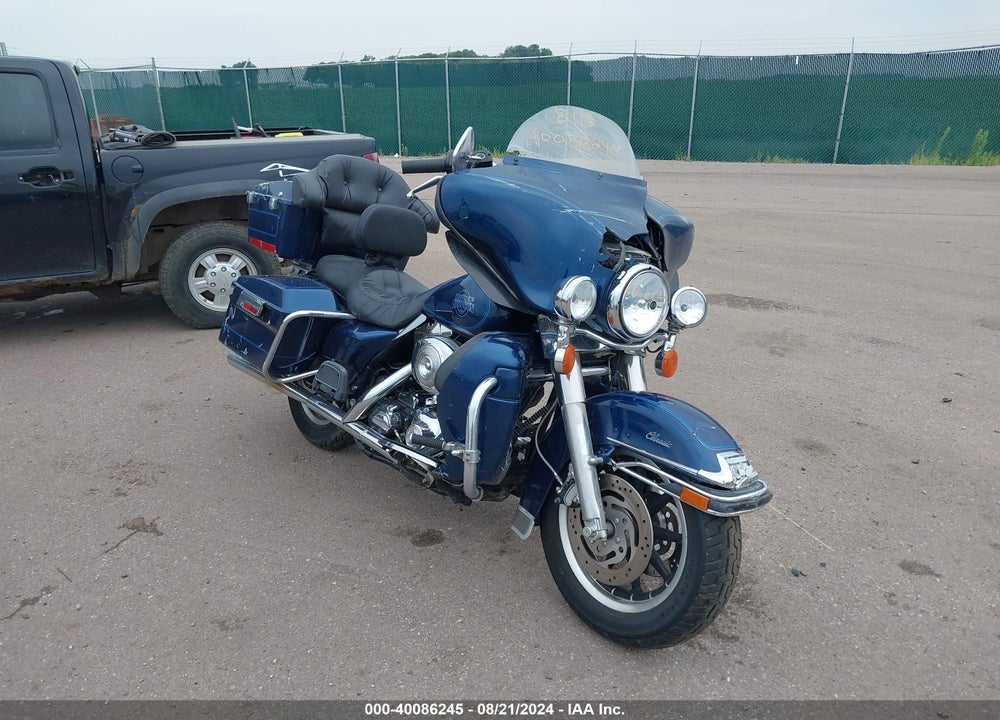 2000 HARLEY-DAVIDSON FLHTCI VIN: 1HD1FFW10YY632241