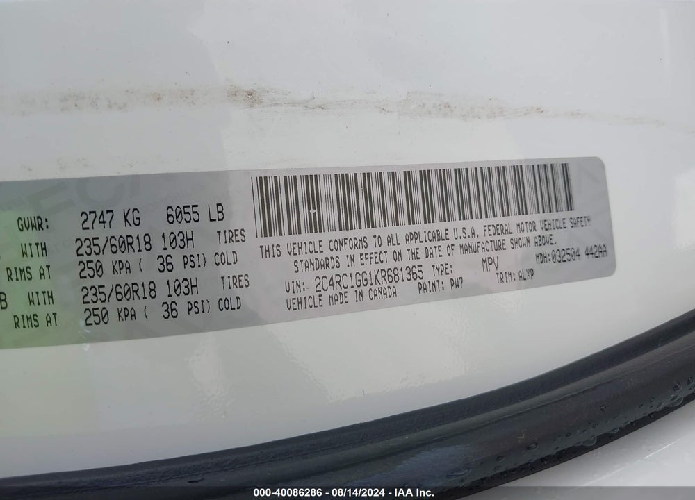 2019 CHRYSLER PACIFICA LIMITED VIN: 2C4RC1GG1KR681365