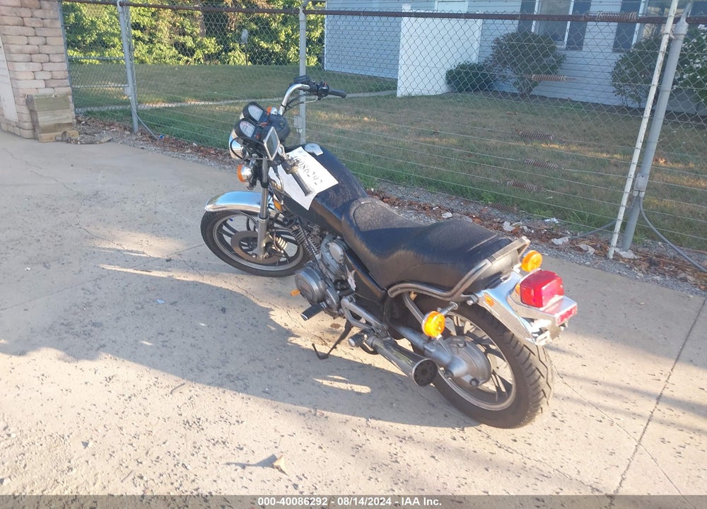1982 YAMAHA XV750 VIN: JYA4X700XCA206961