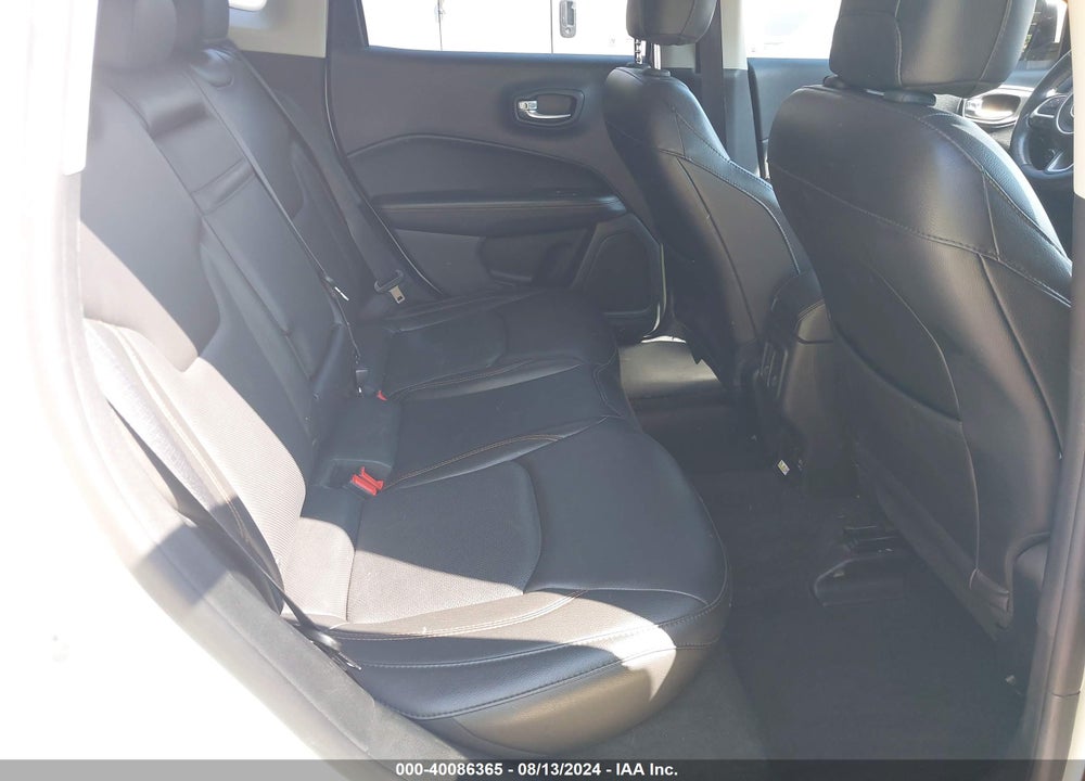 2018 JEEP COMPASS LIMITED FWD VIN: 3C4NJCCBXJT318987