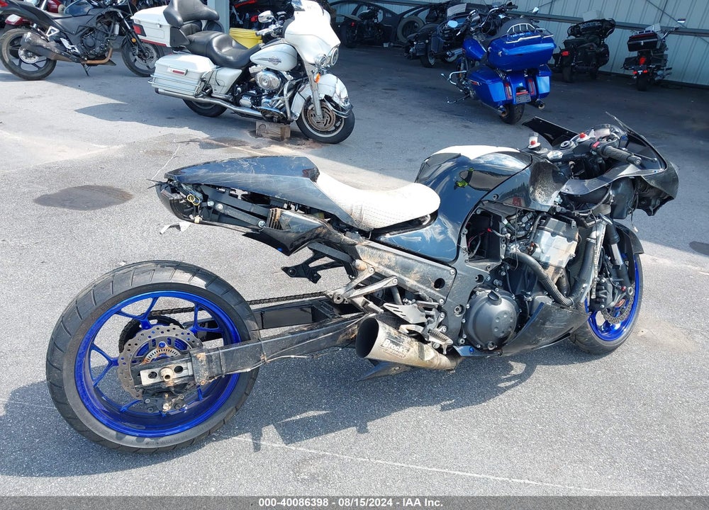 2012 KAWASAKI ZX1400 EC VIN: JKBZXNE12CA003682