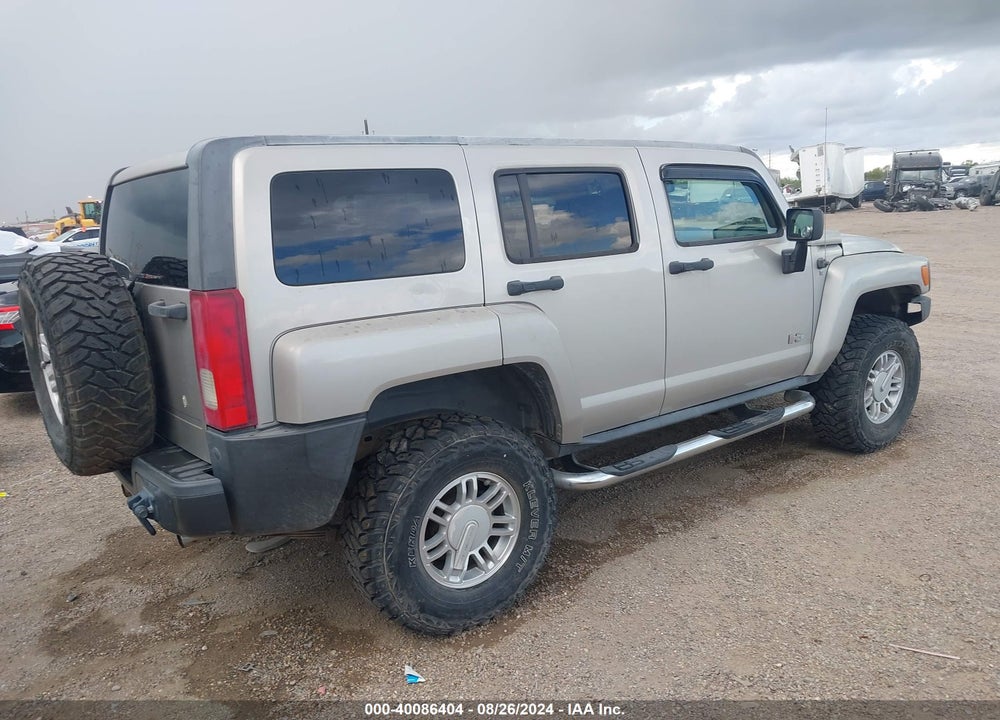 2008 HUMMER H3 SUV VIN: 5GTEN13E488166547