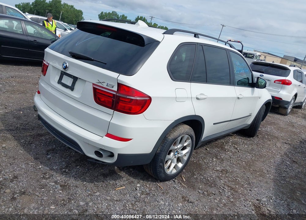 2011 BMW X5 XDRIVE35I/XDRIVE35I PREMIUM/XDRIVE35I SPORT ACTIVITY VIN: 5UXZV4C52BL740026