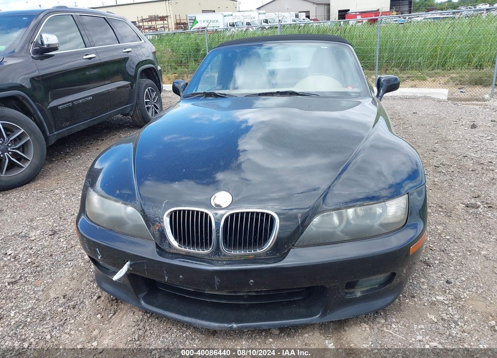 2000 BMW Z3 VIN: 4USCH3345YLF42501