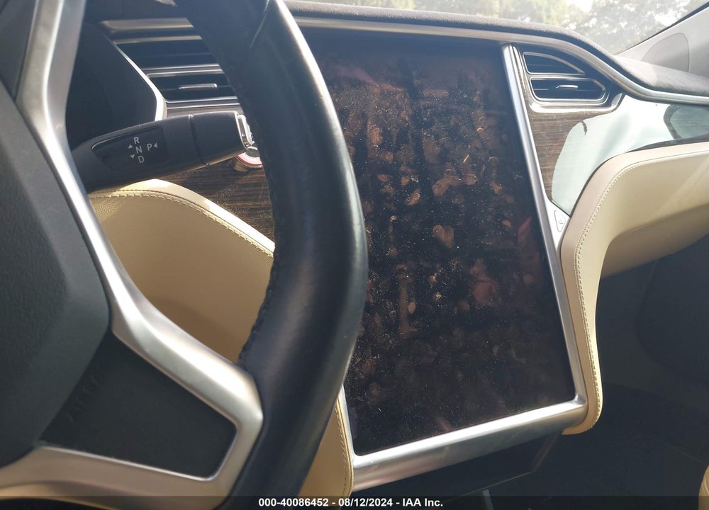 2015 TESLA MODEL S 70D/85D/P85D VIN: 5YJSA1H20FF081240
