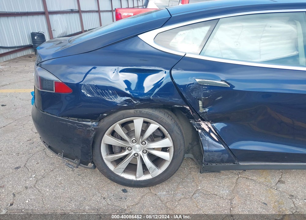 2015 TESLA MODEL S 70D/85D/P85D VIN: 5YJSA1H20FF081240