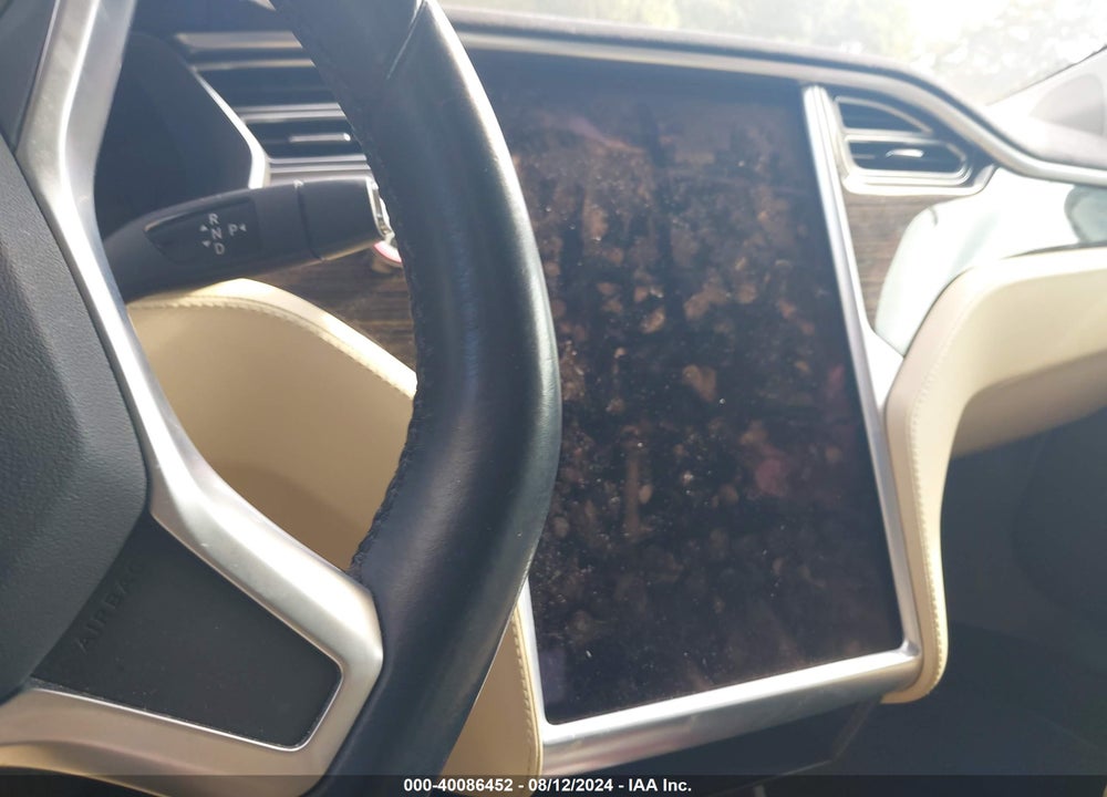 2015 TESLA MODEL S 70D/85D/P85D VIN: 5YJSA1H20FF081240