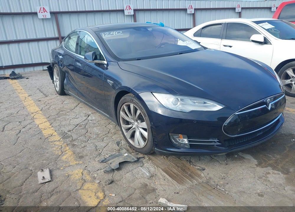 2015 TESLA MODEL S 70D/85D/P85D VIN: 5YJSA1H20FF081240