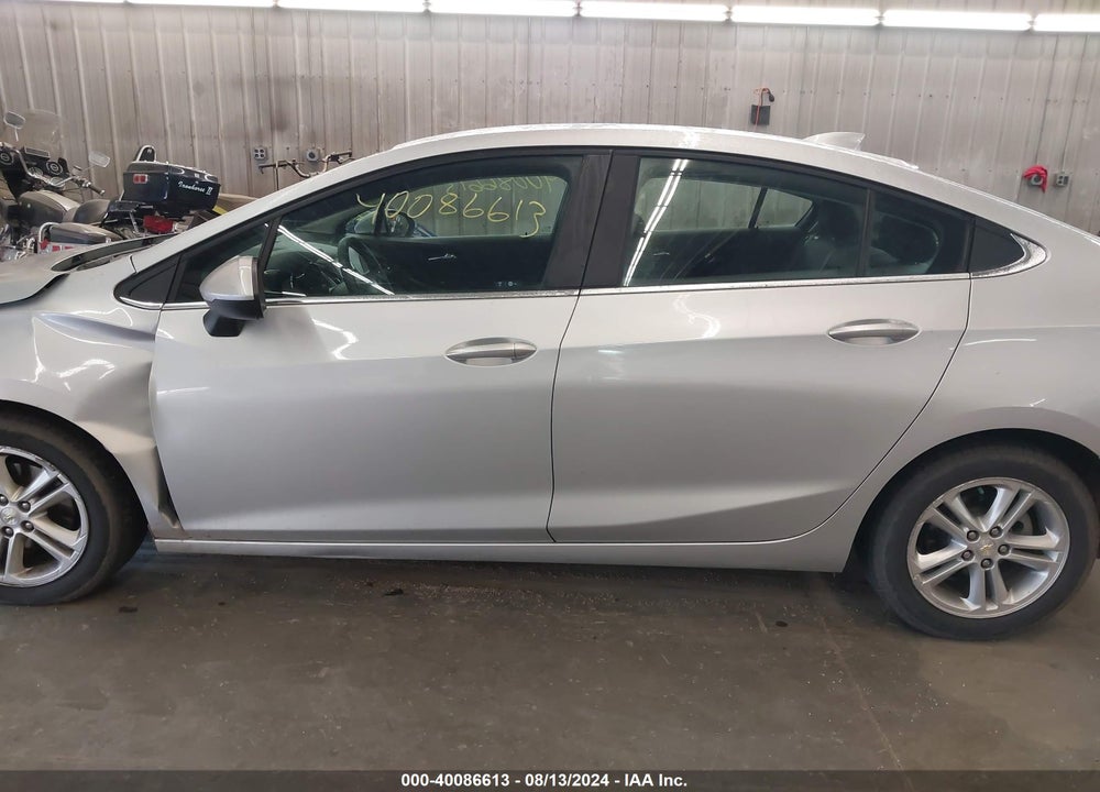 2017 CHEVROLET CRUZE LT AUTO VIN: 1G1BE5SM6H7103538