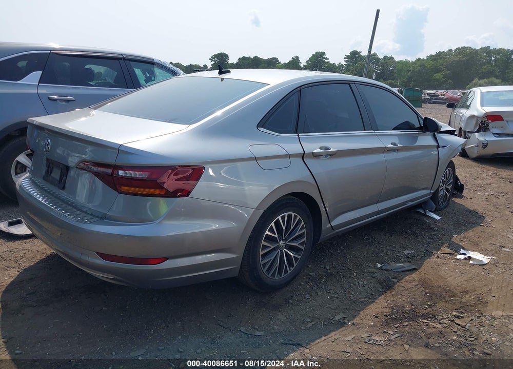 2019 VOLKSWAGEN JETTA 1.4T SEL VIN: 3VWE57BU5KM198006