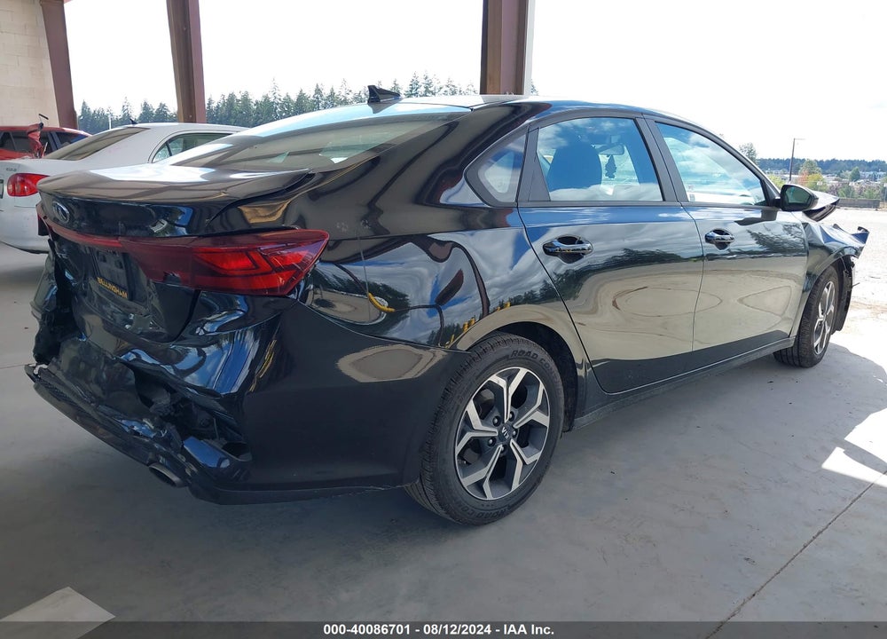 2021 KIA FORTE LXS VIN: 3KPF24AD7ME356696