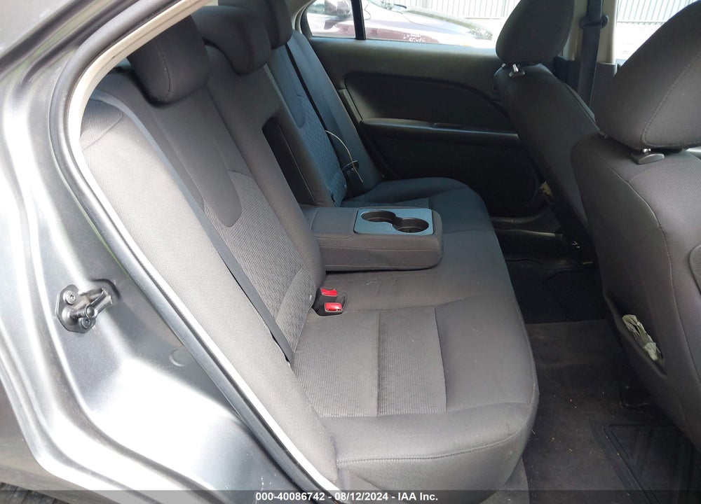 2010 FORD FUSION SE VIN: 3FAHP0HA8AR187703