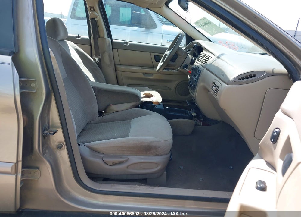 2005 FORD TAURUS SE VIN: 1FAFP53U55A291460