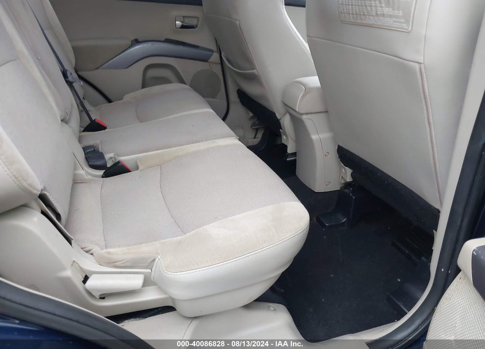 2011 MITSUBISHI OUTLANDER SE VIN: JA4AS3AW0BU010374
