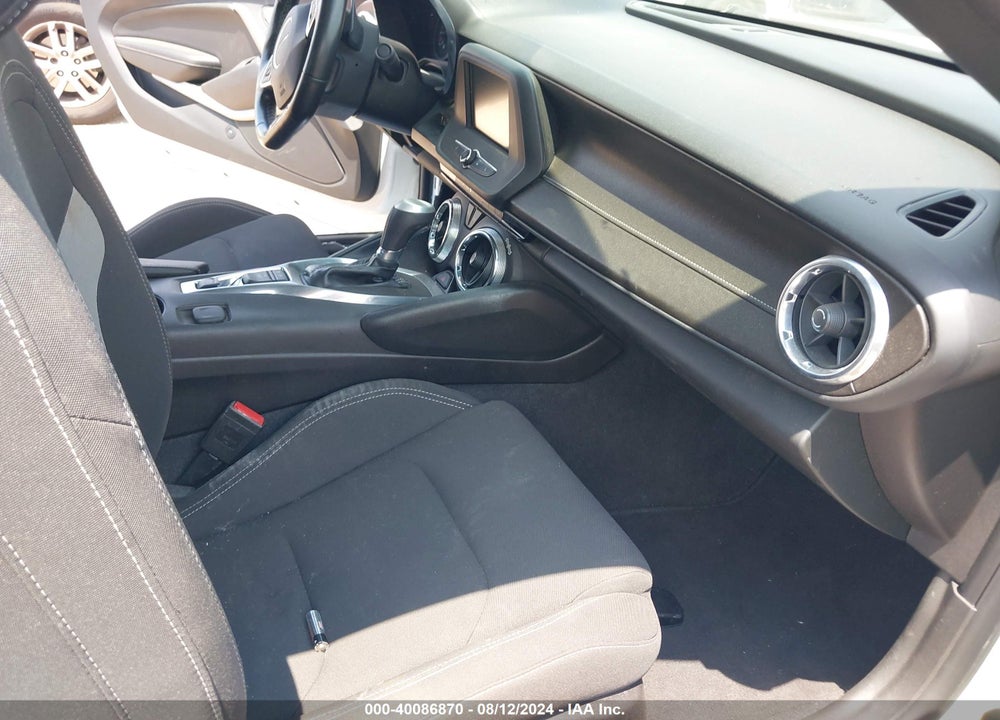 2018 CHEVROLET CAMARO 1LT VIN: 1G1FB1RS4J0104158