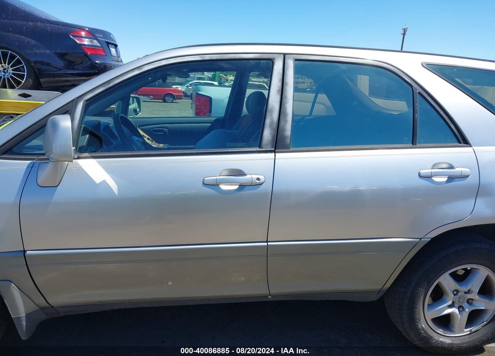 1999 LEXUS RX 300 VIN: JT6HF10U9X0092091