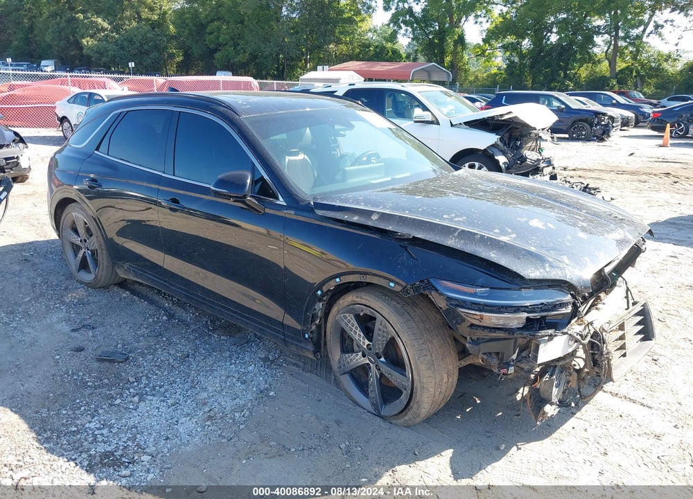 2022 GENESIS GV70 2.5T AWD VIN: KMUMADTB3NU039388
