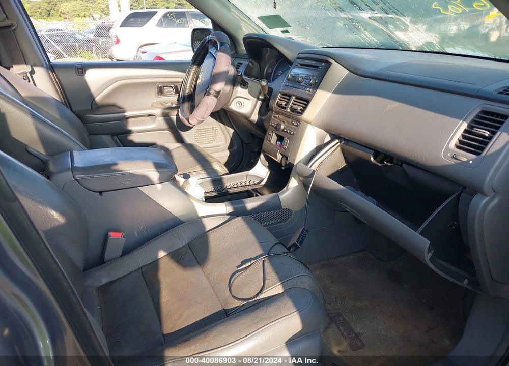 2007 HONDA PILOT EX-L VIN: 2HKYF185X7H511820