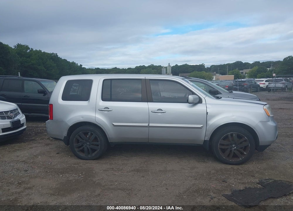 2014 HONDA PILOT EX-L VIN: 5FNYF4H56EB056901