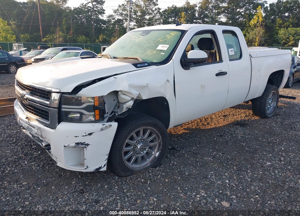 2009 CHEVROLET SILVERADO 2500HD WORK TRUCK VIN: 1GCHC49K99E148105