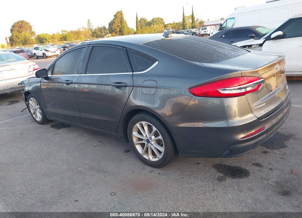 2019 FORD FUSION SE VIN: 3FA6P0HD1KR216039