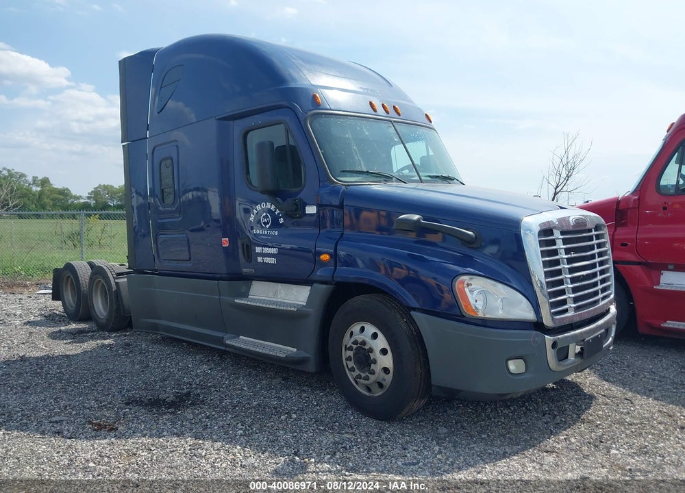 2017 FREIGHTLINER CASCADIA 125 VIN: 3AKJGLDRXHSHC1975