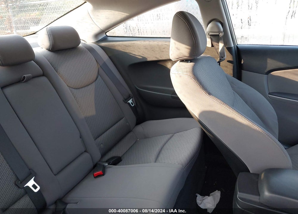 2013 HYUNDAI ELANTRA VIN: KMHDH6AE4DU008121