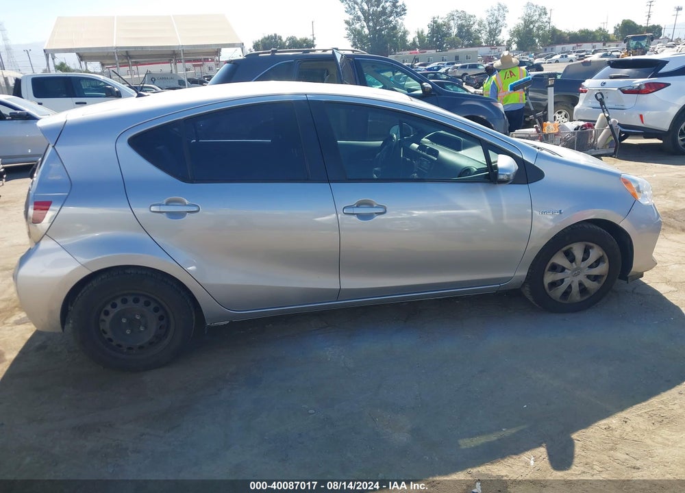 2013 TOYOTA PRIUS C TWO VIN: JTDKDTB32D1537216