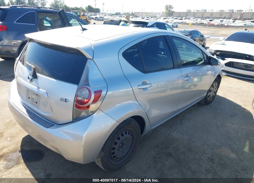 2013 TOYOTA PRIUS C TWO VIN: JTDKDTB32D1537216
