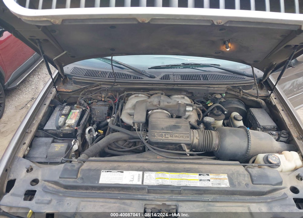 2001 LINCOLN NAVIGATOR VIN: 5LMEU27R41LJ07653
