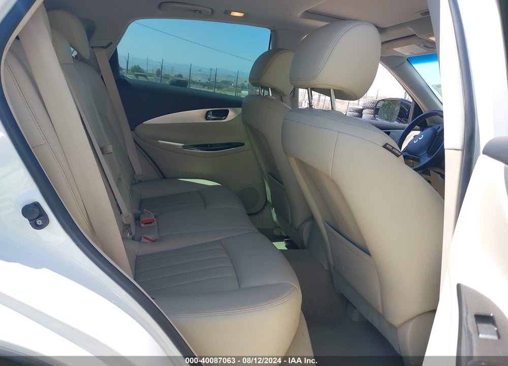 2017 INFINITI QX50 VIN: JN1BJ0RP0HM384360
