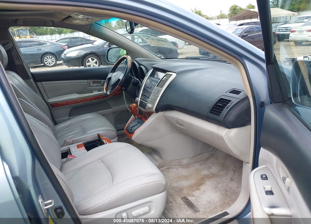 2005 LEXUS RX 330 VIN: 2T2HA31U45C078065