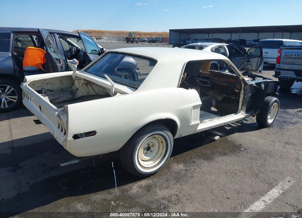1968 FORD MUSTANG VIN: 8T01J226102